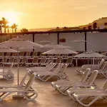 Hotel Caleta Dorada 2*