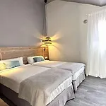 Otel Caleta Dorada