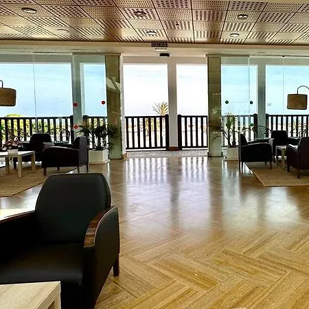 酒店 Caleta Dorada 2*