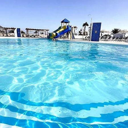 Caleta Dorada Otel 2*