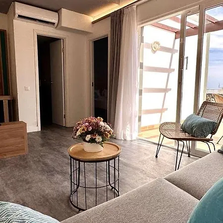 Szálloda Caleta Dorada