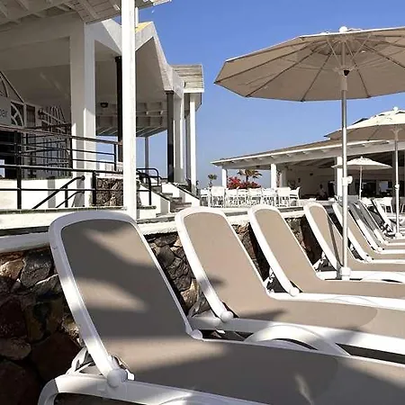 Caleta Dorada 2* קלטה דה פוסטה